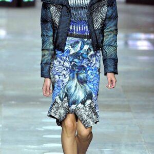 Peter Pilotto K Blue & Black Abstract Printed Crepe Handkerchief-Hem Skirt